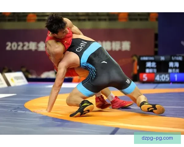 全国摔跤决赛：激烈对决，最终夺冠者揭晓