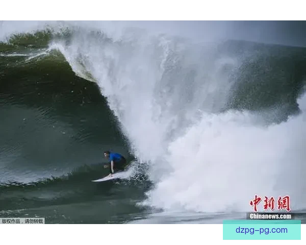 冲浪赛事预测：探讨技术与天气因素对比赛结果的影响